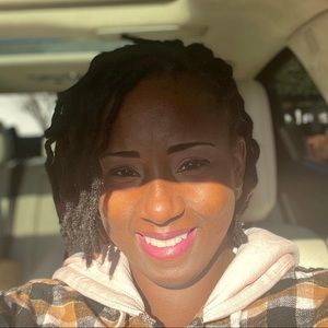 Meet your Posher, Jenelle